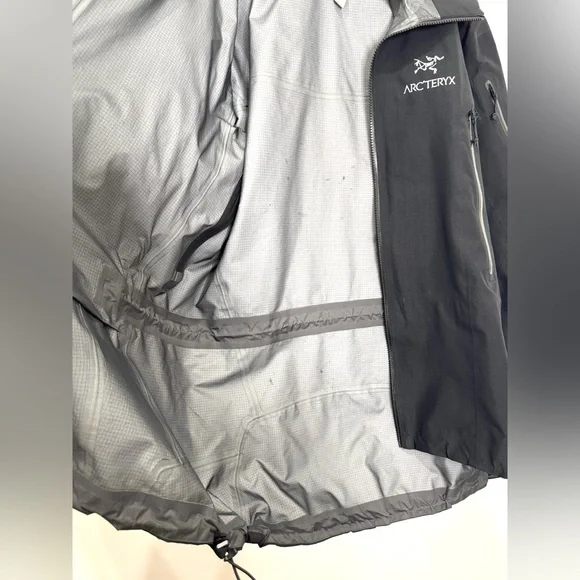 Arc'Teryx GoreTex Pro Shell Theta AR Black Jacket - Picture 7 of 11